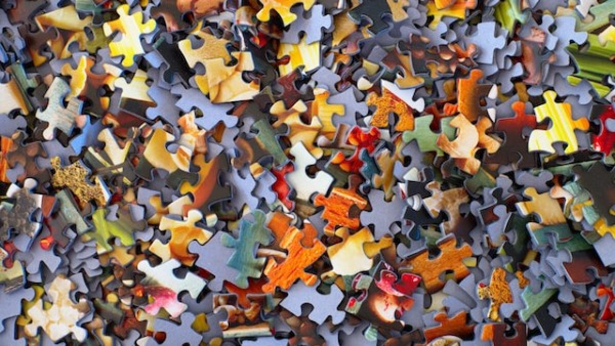 jigsaw puzzle pieces