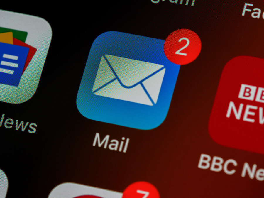IoS iPhone Mail icon