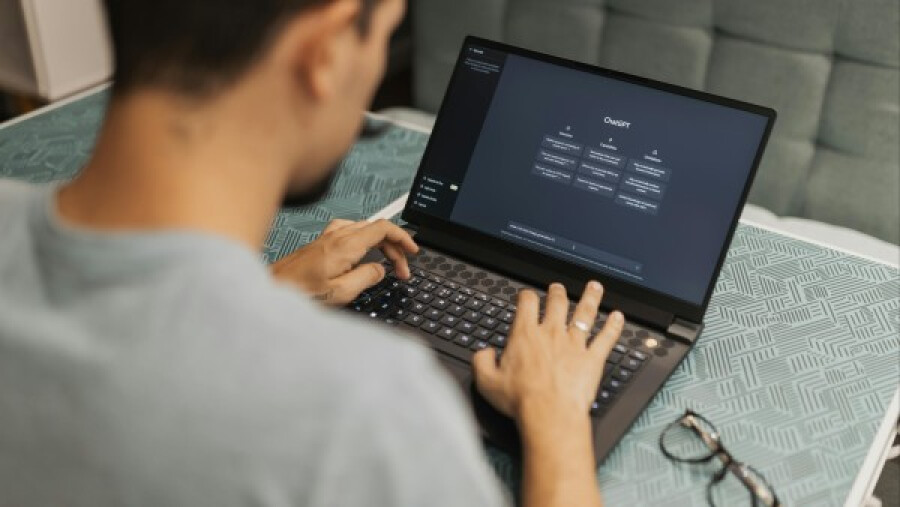 Man using Chat GPT