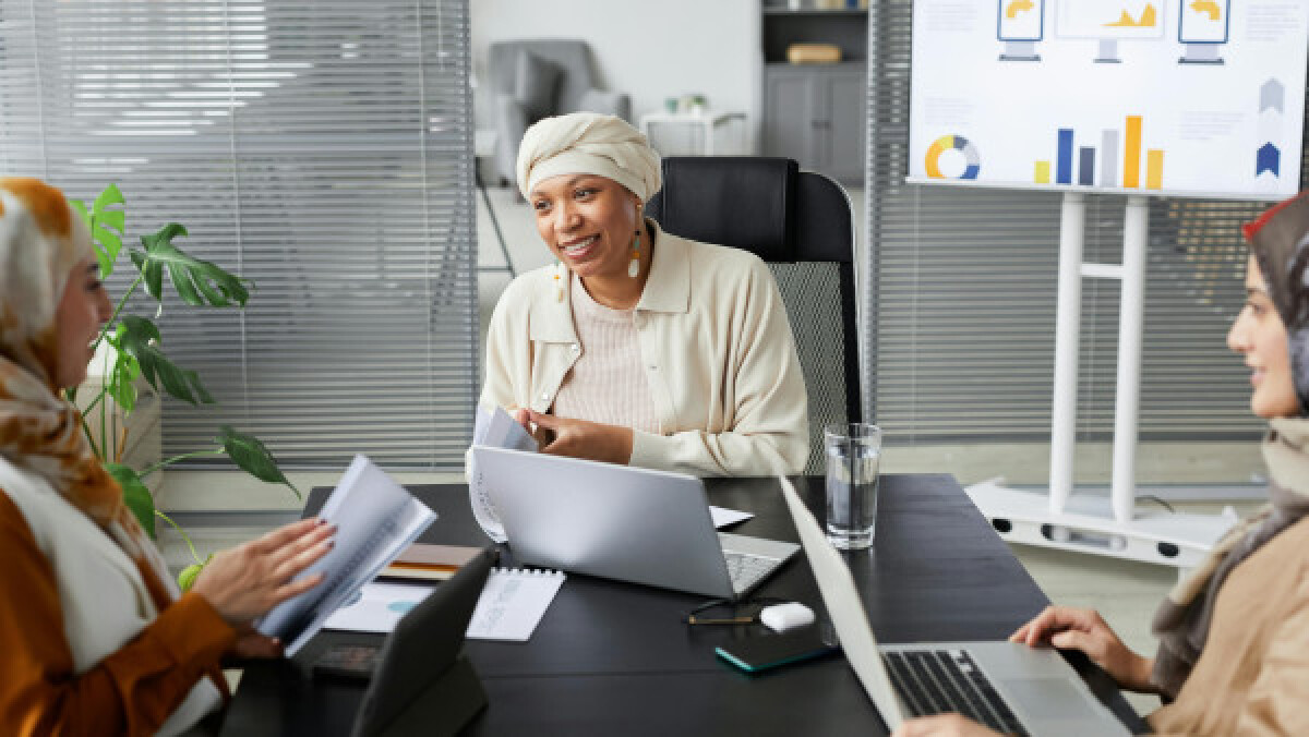 Diverse women in a business meeting